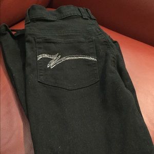 Black jeans Gloria Vanderbilt size 4 petite
